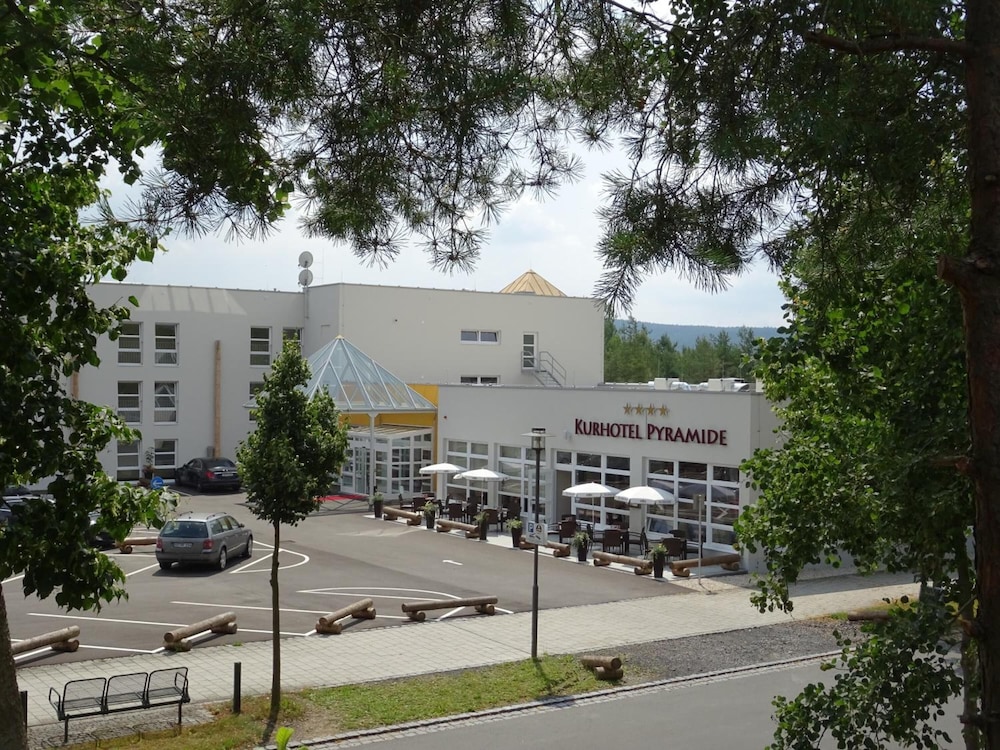 Kurhotel Pyramide Sibyllenbad 31/40