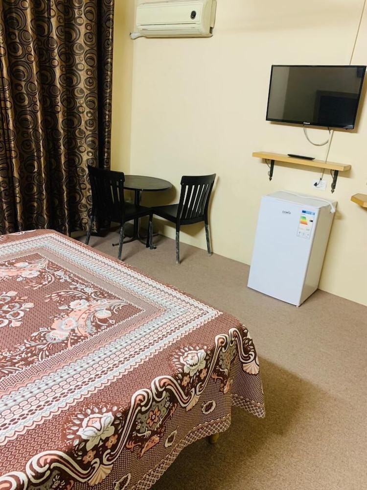 Asia Hotel 45/50