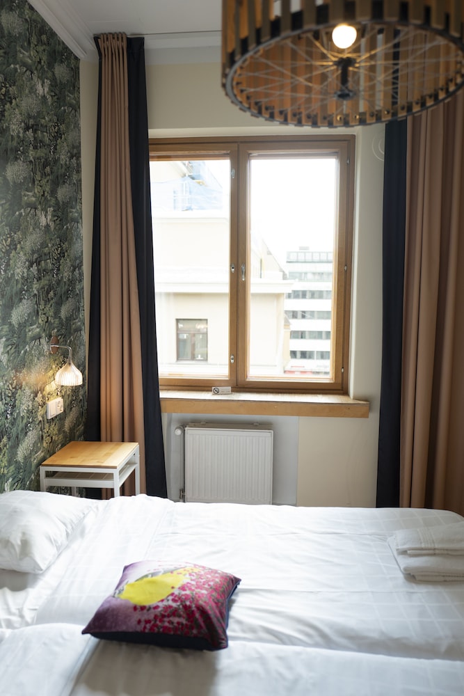 STANDARD, TWIN BEDS