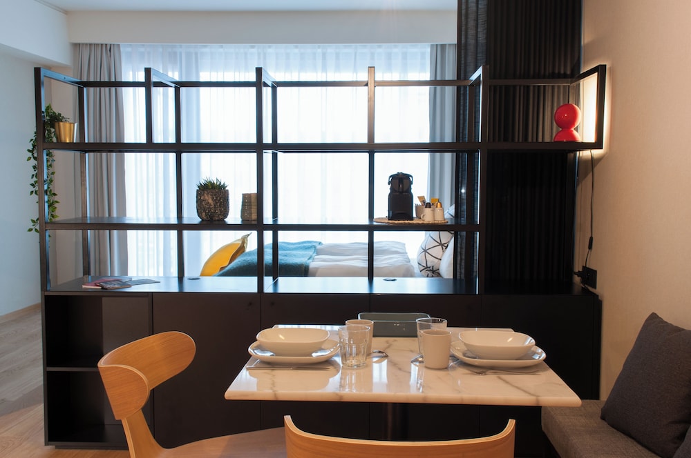 Premier Suites Plus Antwerp 50/62
