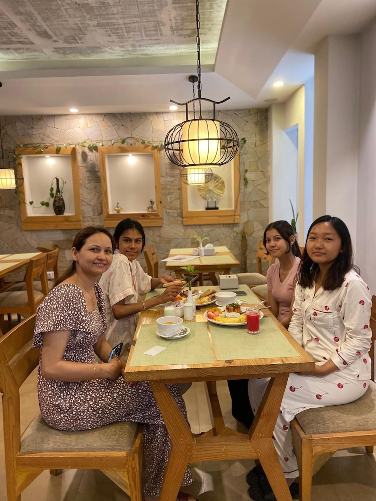 Vastu Boutique Hotel 32/40