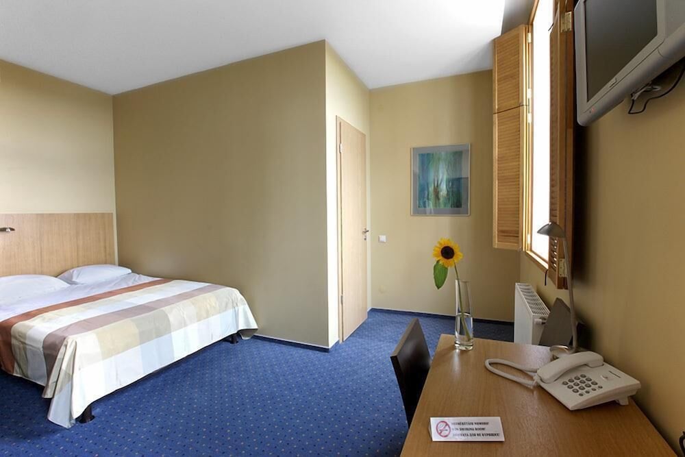 Hanza Hotel 16/56