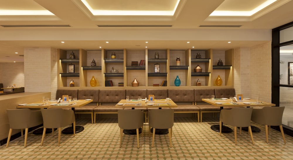 Lemon Tree Premier City Center Pune 42/50