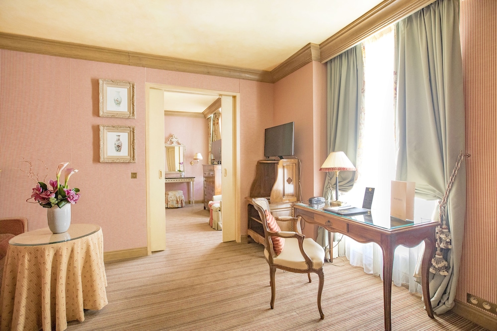 Hotel Chambiges Elysees 25/43
