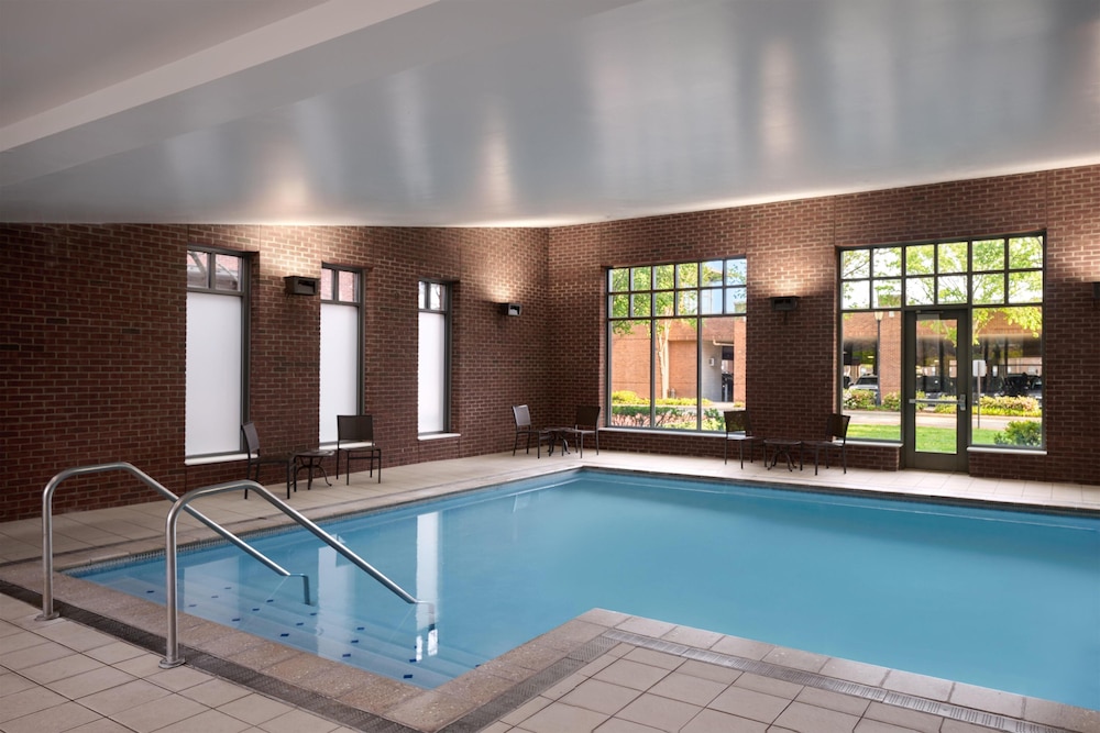 Hyatt Place Columbus Osu 35/70