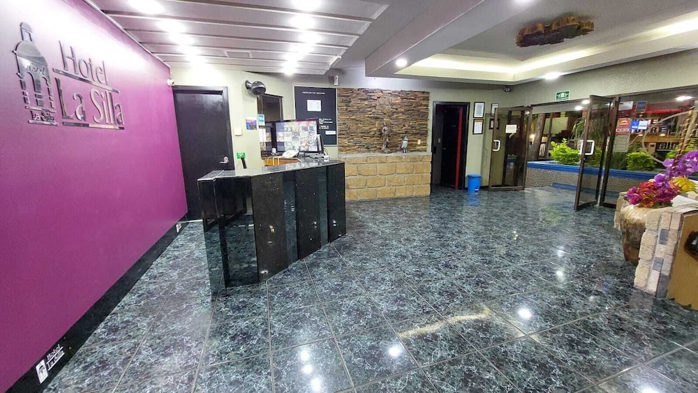 Hotel La Silla 3/50