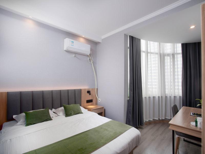 GreenTree Inn Anhui Hefei South High-speed Rail Station Fanhua Avenue Haiheng Express Hotel 13/46