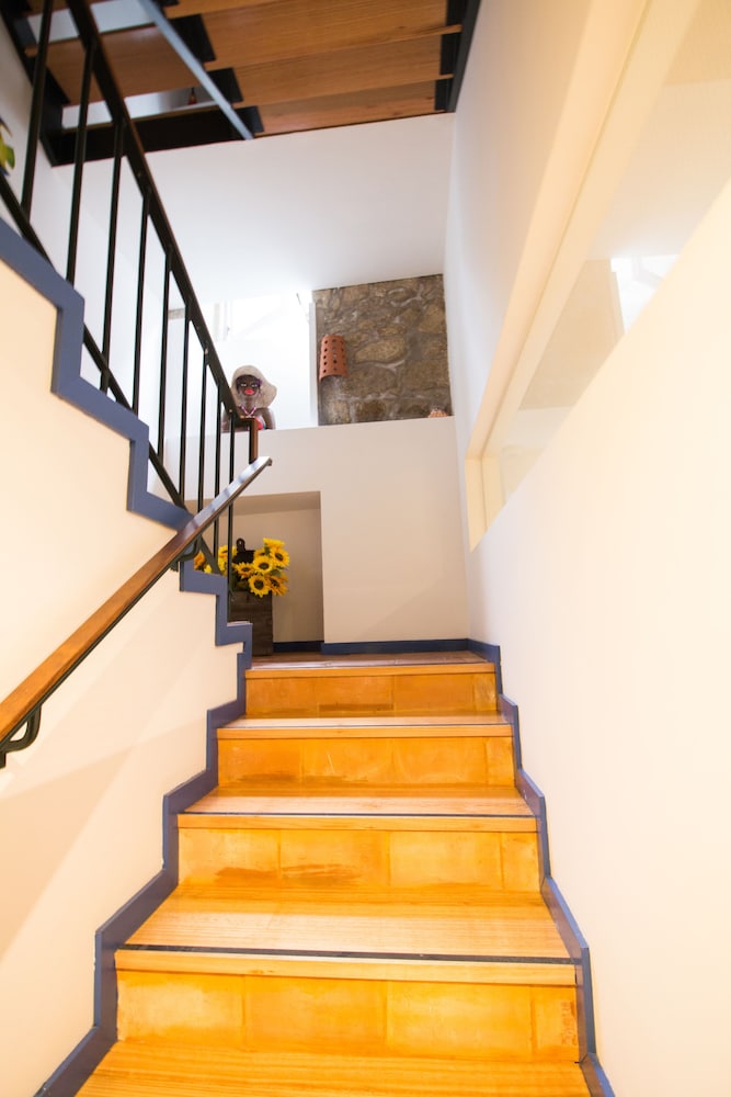 MIRAGAIA HOUSE 25/59