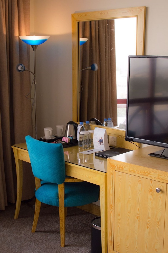 Palette Luxury Marina View Formerly Happy Days Hotel 40/60