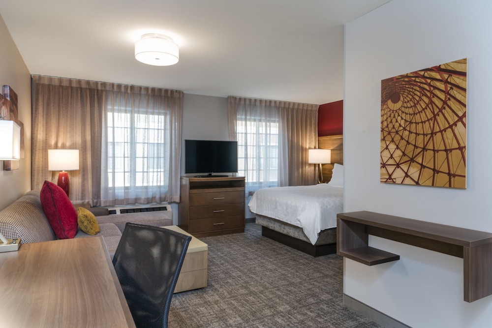Staybridge Suites Anchorage 49/76