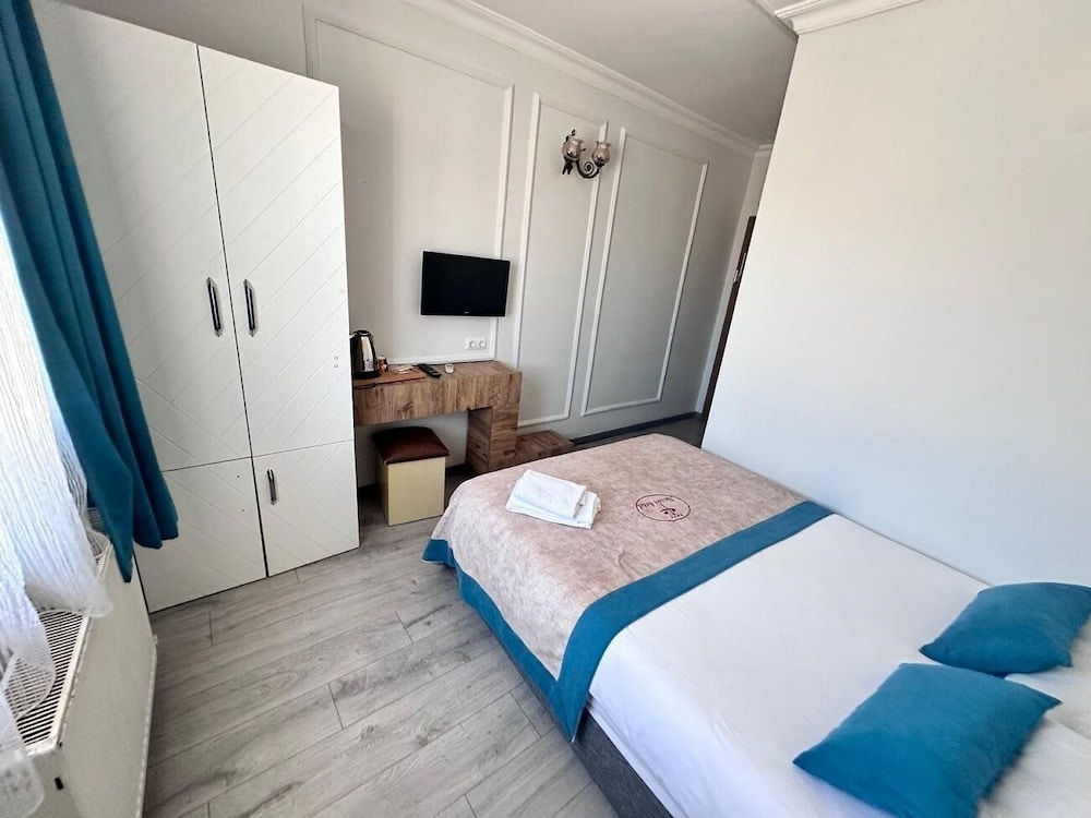 Nazar Hotel 12/40