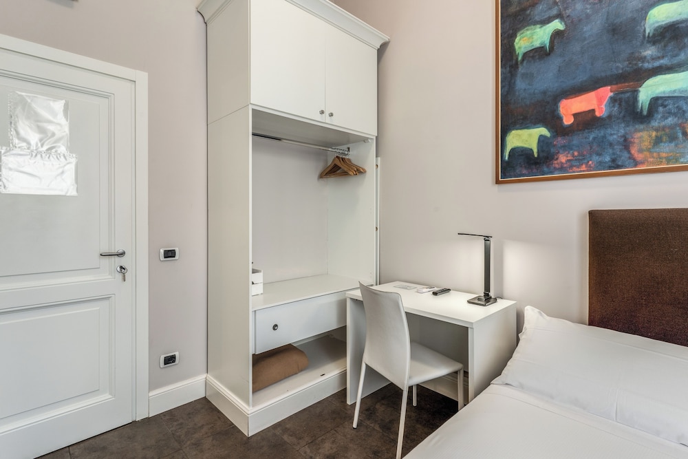 Guest House Cavour 278 56/56