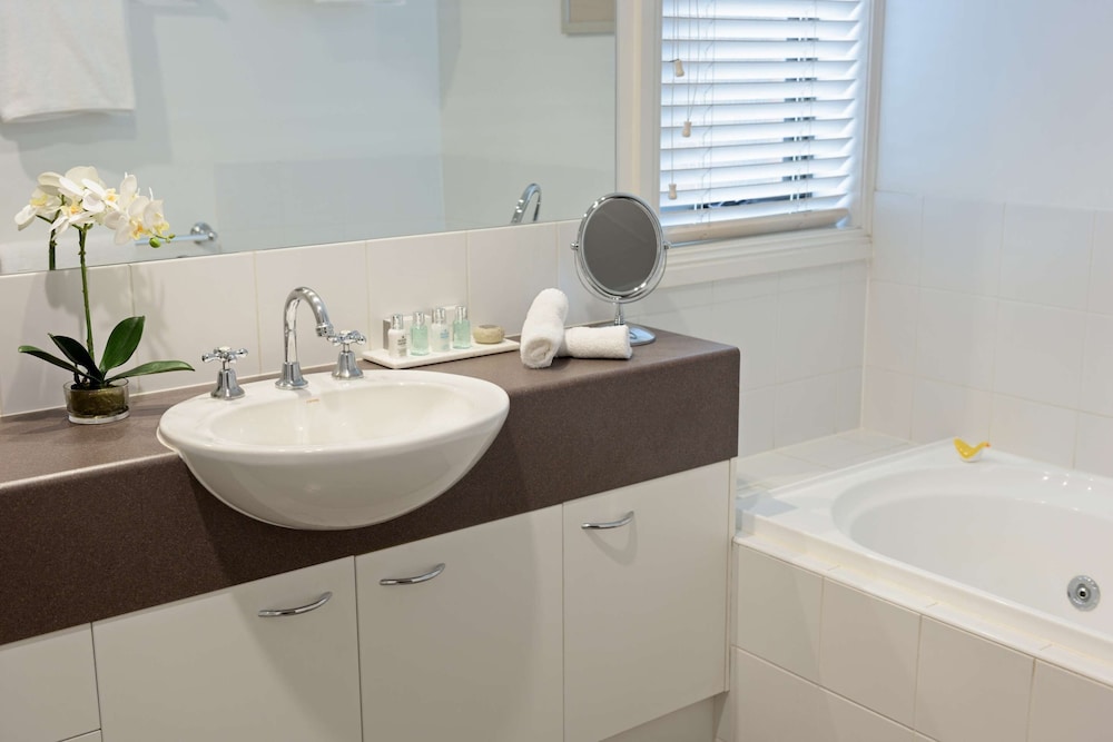 Ringwood Royale Apartments 18/19