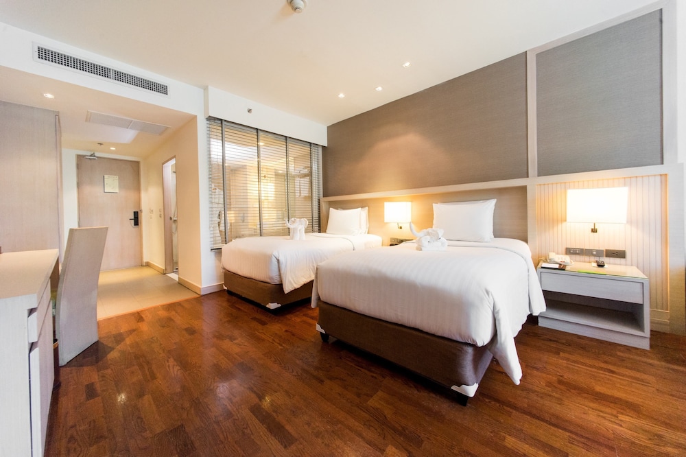 Signature Pattaya 16/70