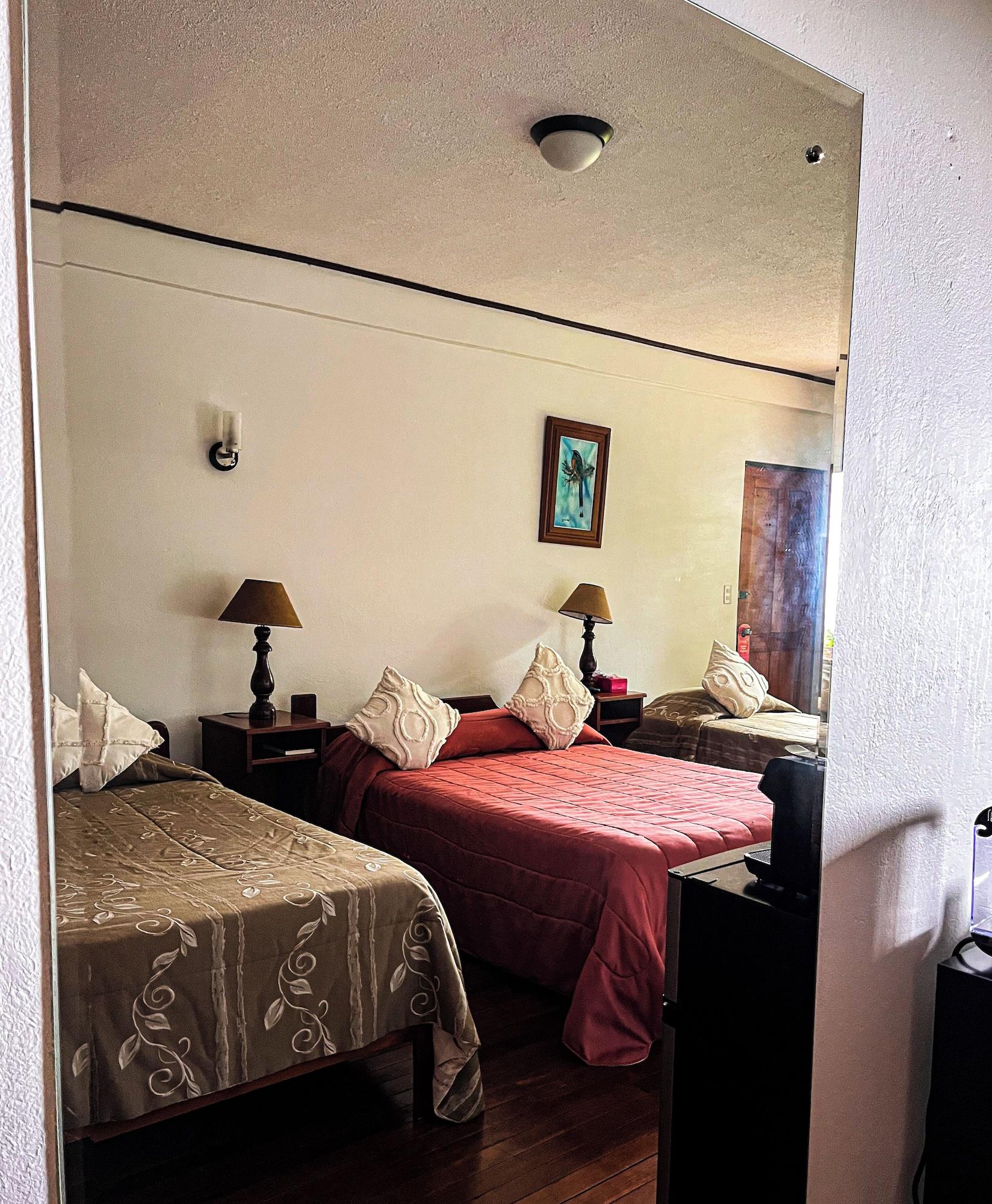 غرفة قياسية بسرير مزدوج بإطلالة على الحديقة، Hotel de Montana Monteverde 9/10
