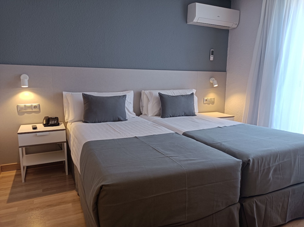 Hotel Mendez Nunez 20/49