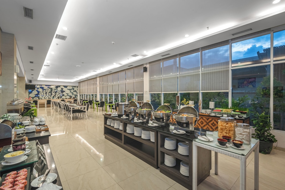Whiz Hotel Sudirman Cilacap 49/60