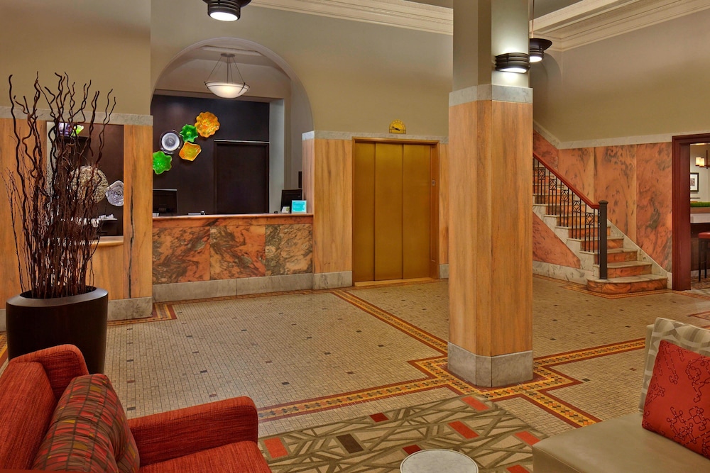Courtyard by Marriott St. Petersburg Downtown 7/64