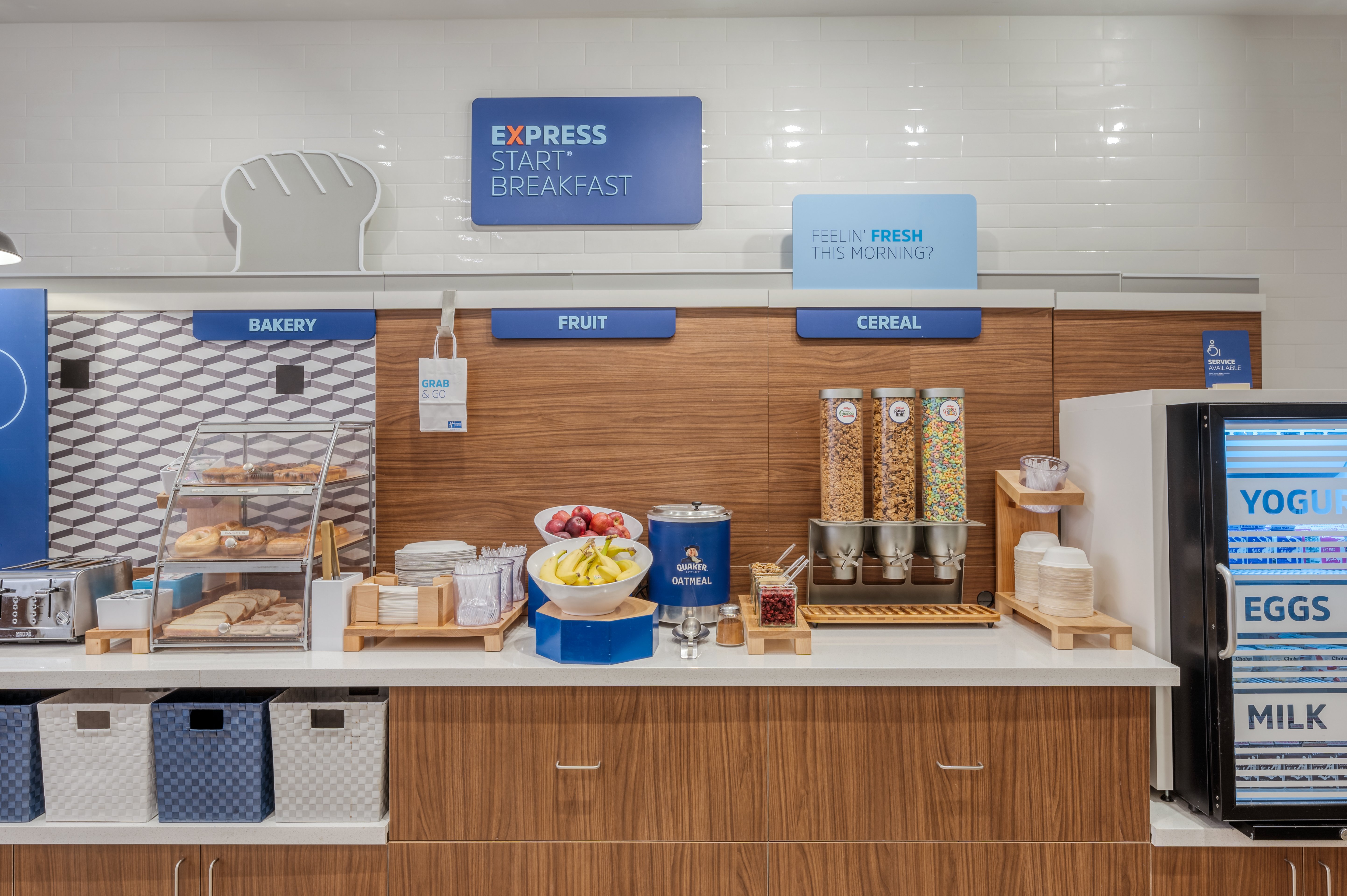 HOLIDAY INN EXPRESS TROY 10/48