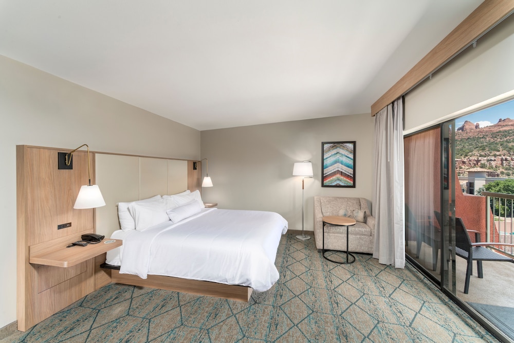 SUPERIOR, KING BED, MOUNTAIN VIEW, SOFA, BALCONY