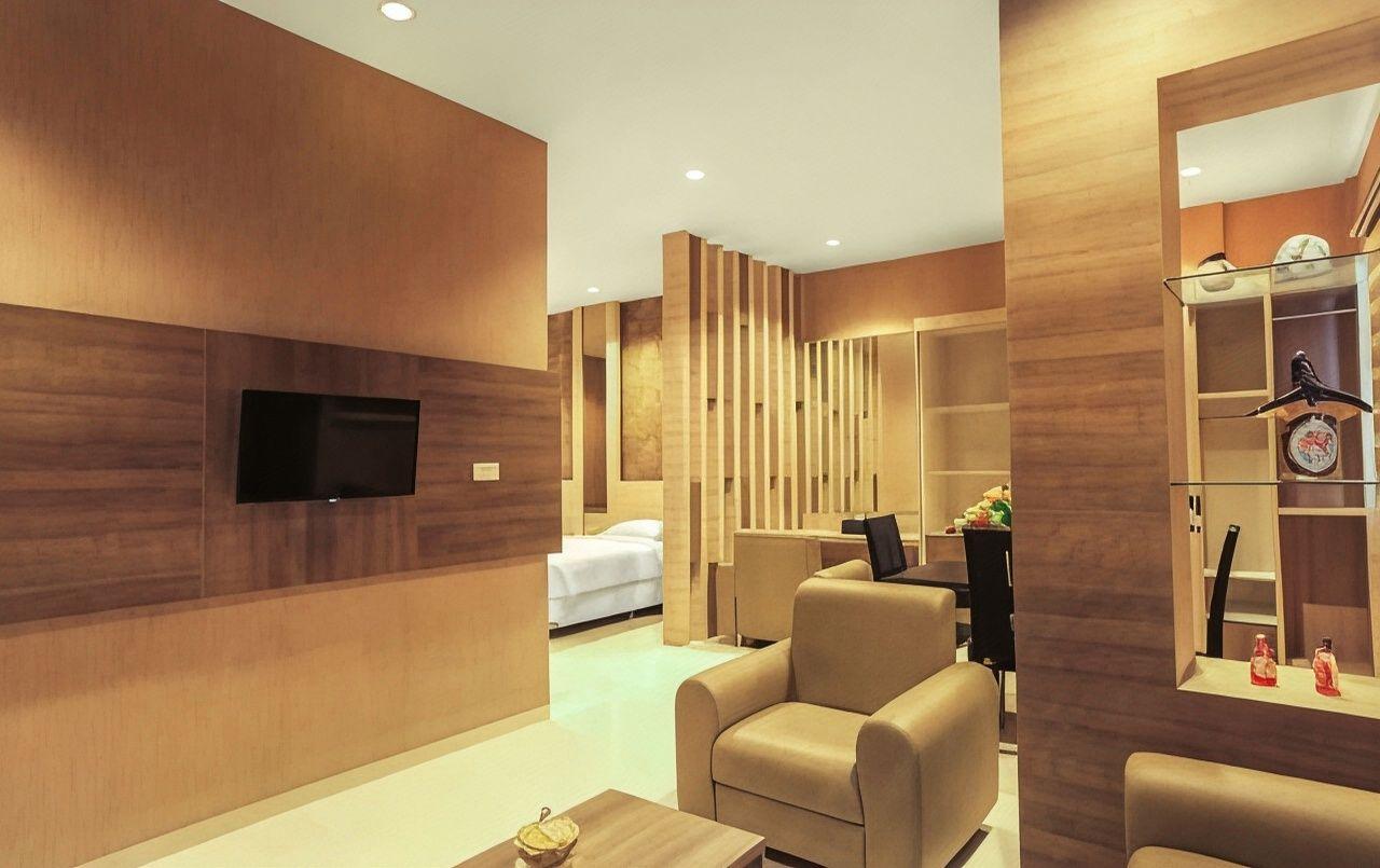 Alvina Hotel 20/35