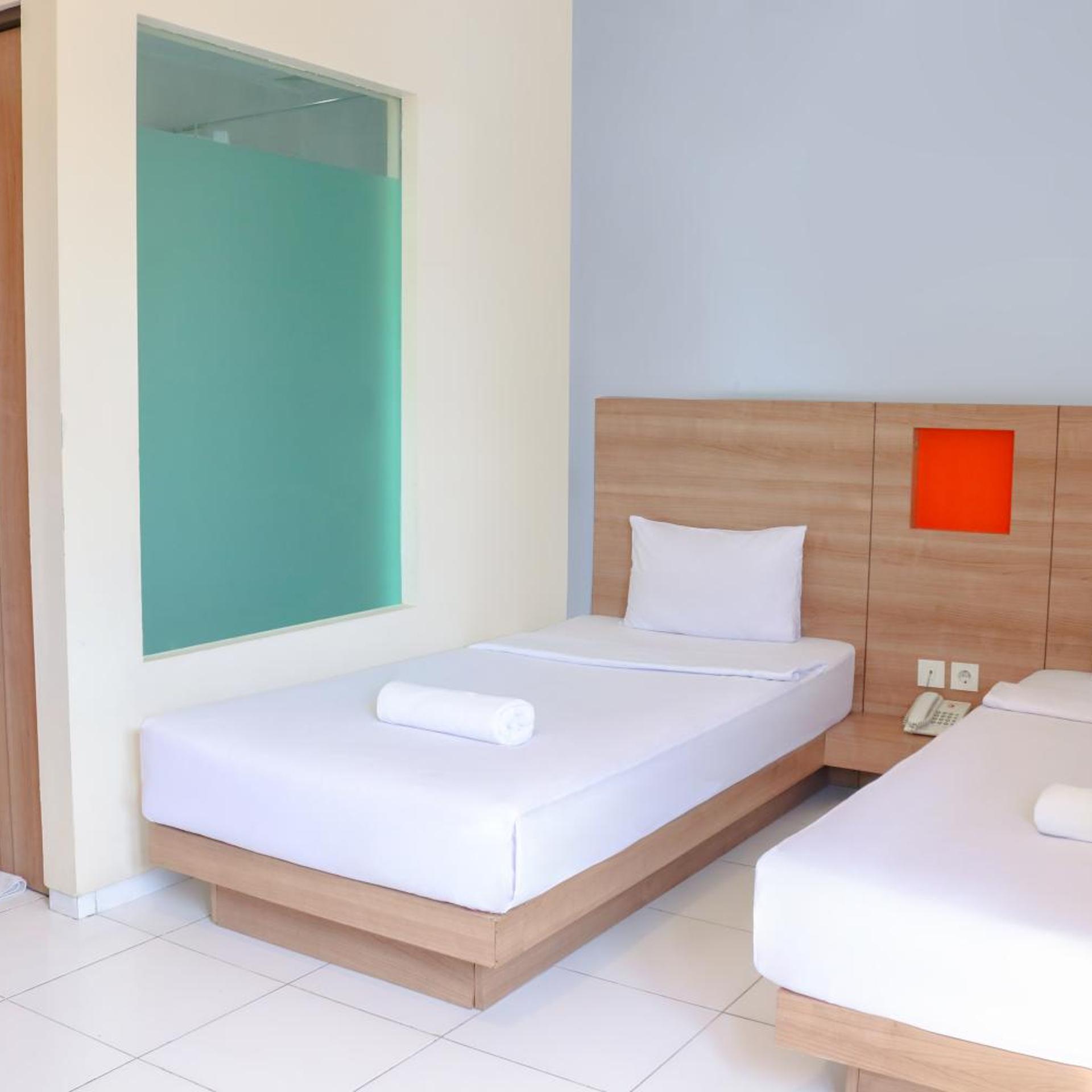 STANDARD, TWIN BEDS