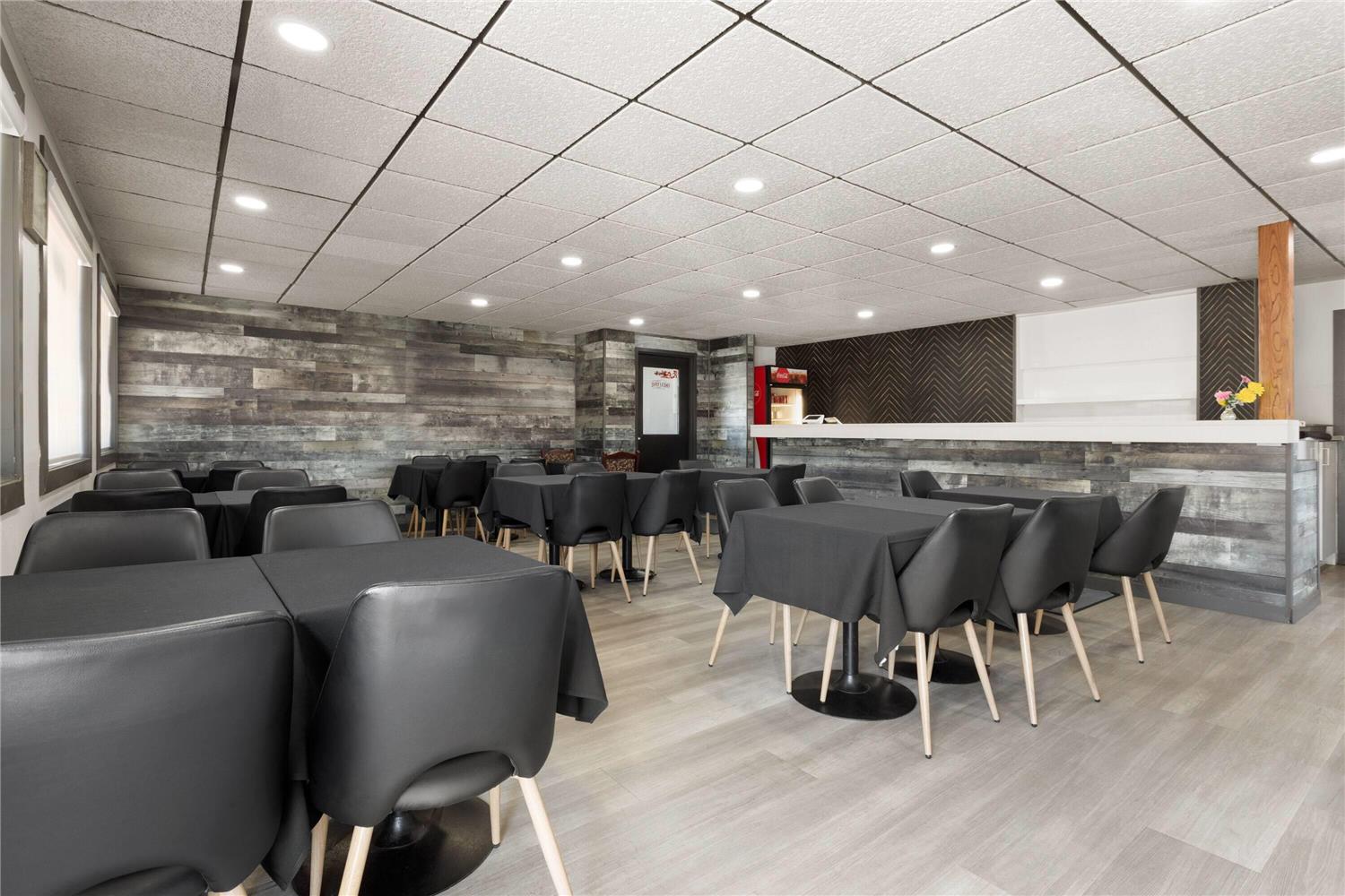 Travelodge By Wyndham Blairmore 16/24