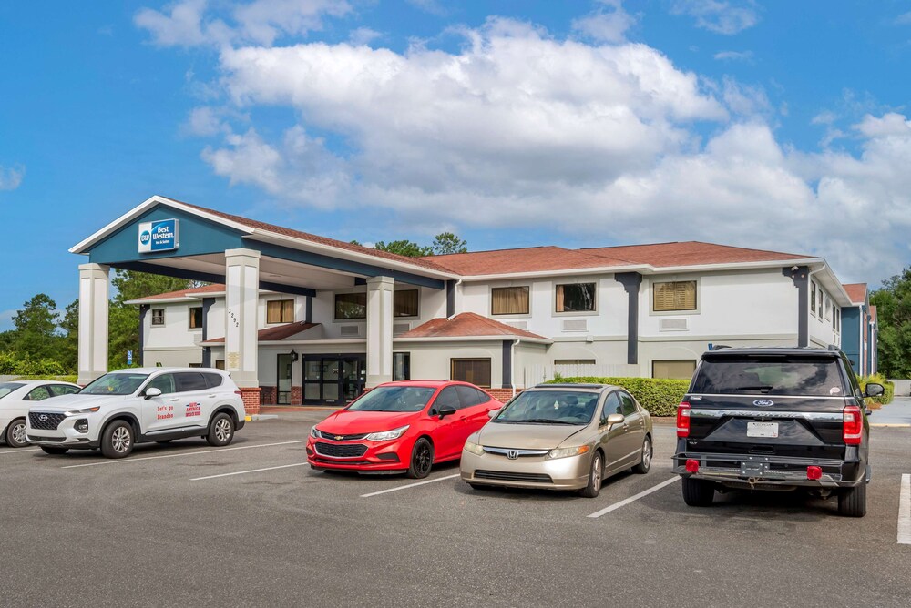 Best Western Wakulla Inn & Suites 7/48