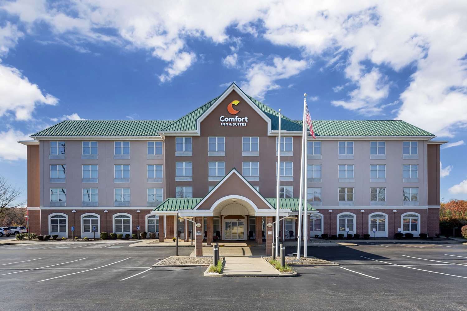 Comfort Inn & Suites Cuyahoga Falls - Akron 12/13