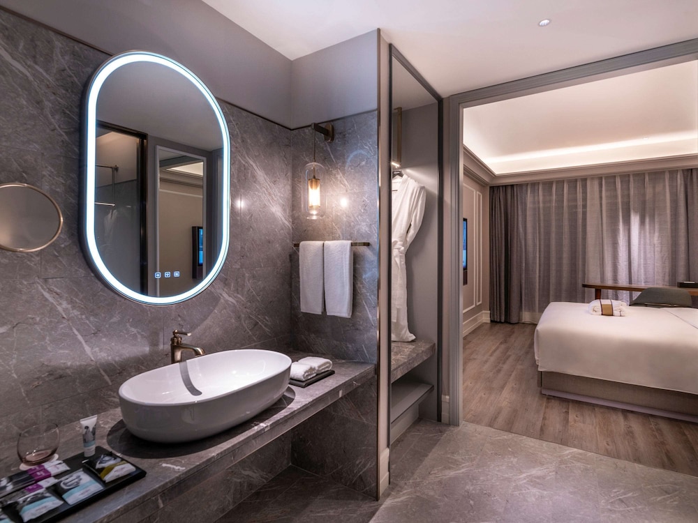 Mercure Suzhou Jinji Lake 22/61