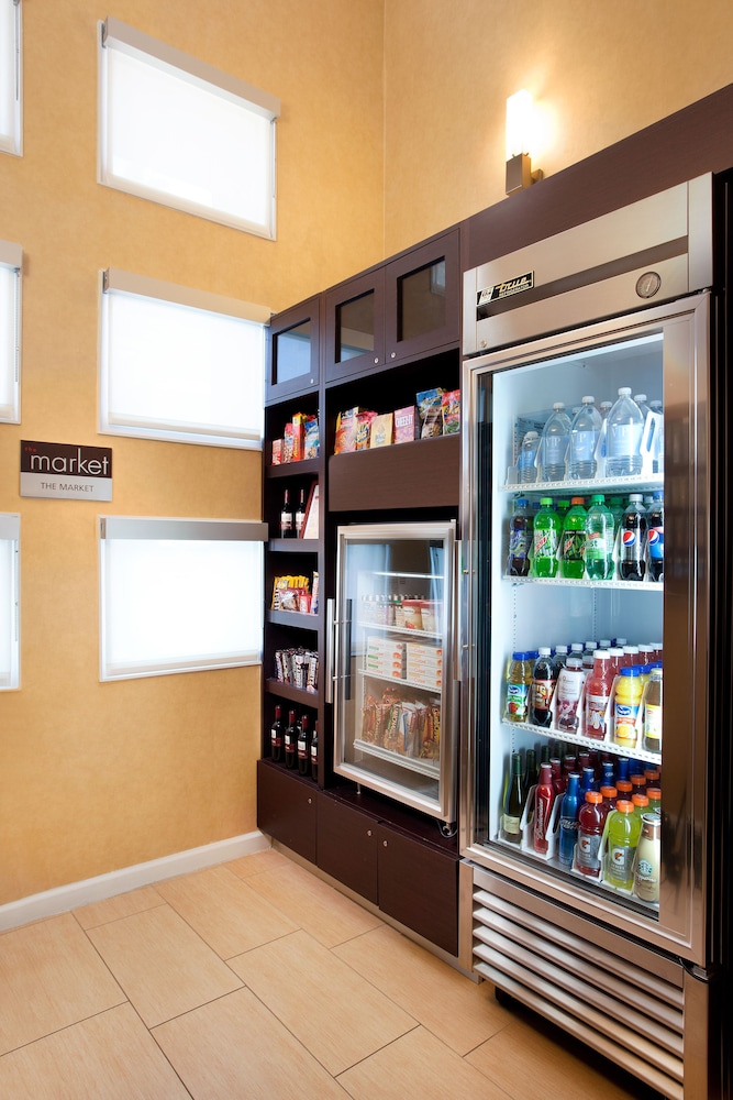 Sonesta ES Suites Scottsdale Paradise Valley 24/42