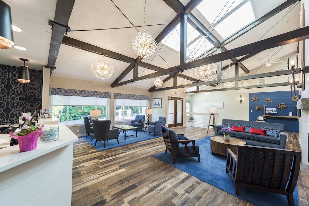 Rockport Inn And Suites 40/52
