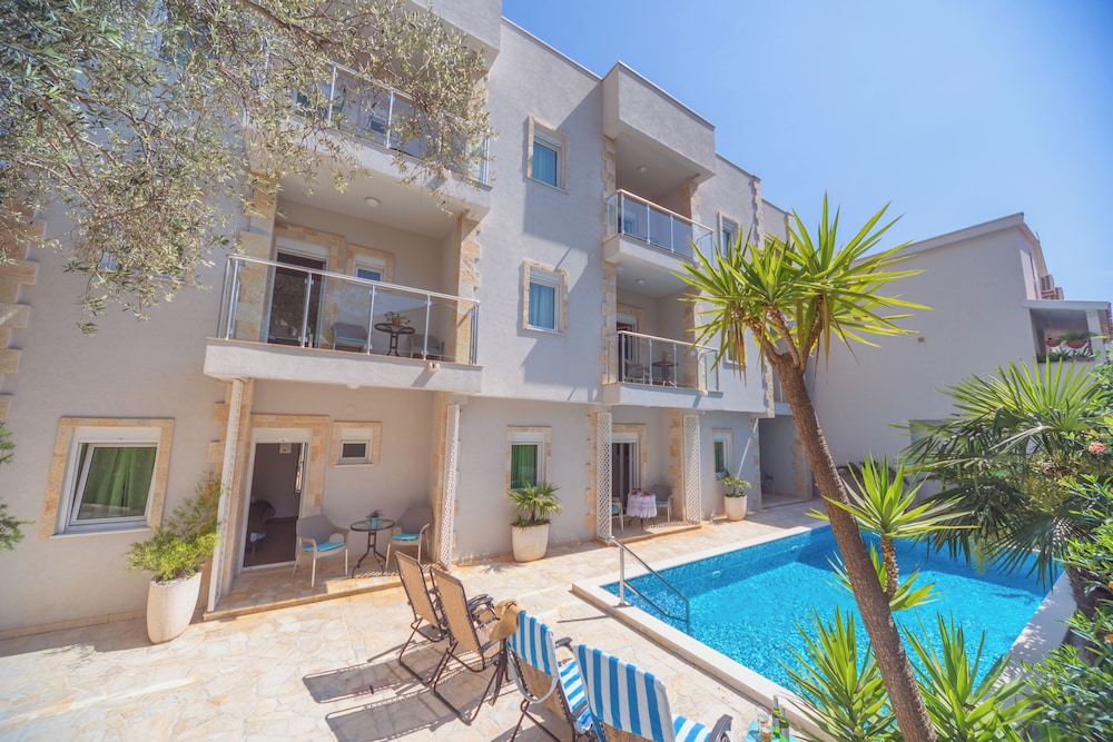 Apartments Fortunella photo5