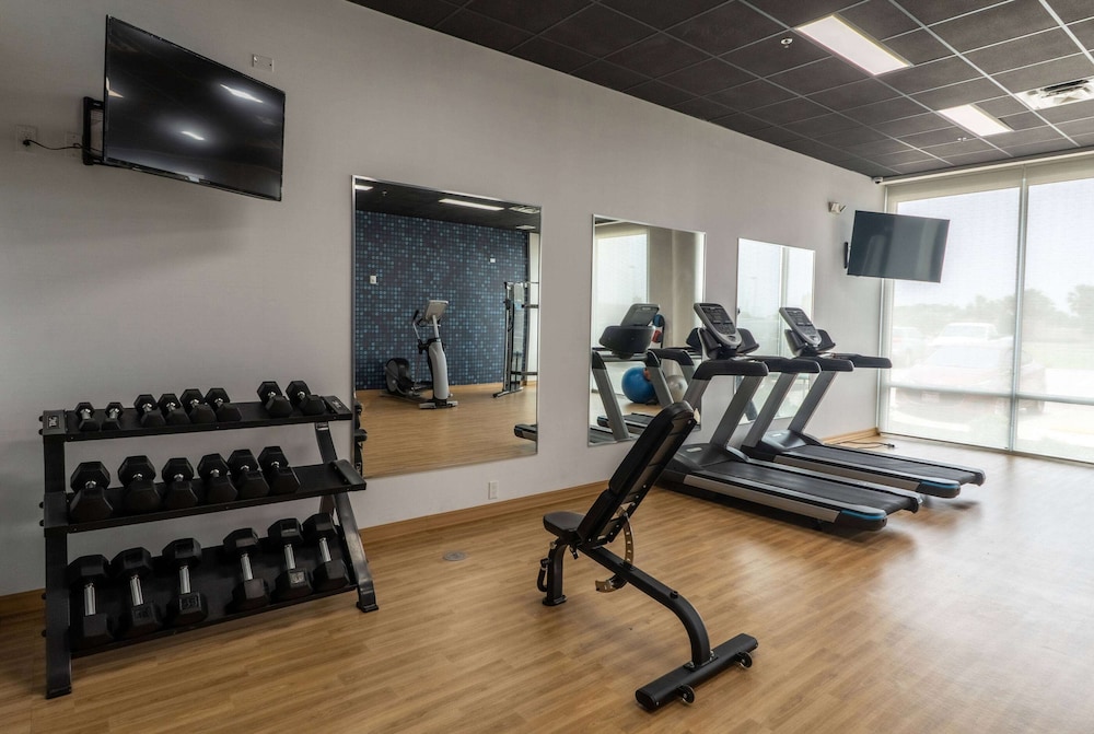 La Quinta Inn & Suites by Wyndham Corpus Christi Southeast 34/56