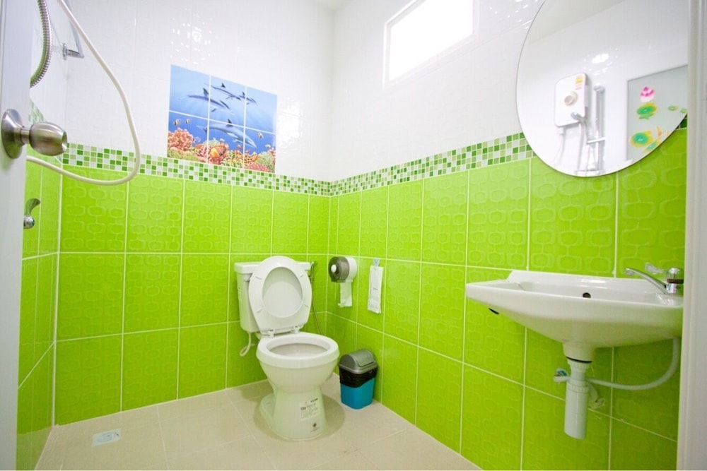 Baan Rommai Sattahip 43/44