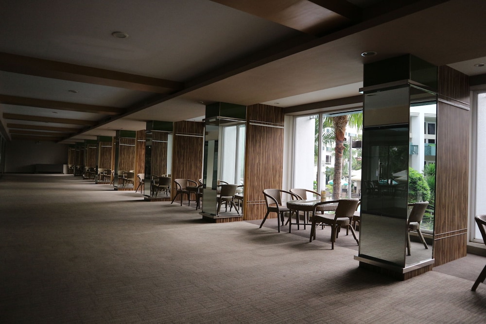Garden Orchid Hotel 27/62
