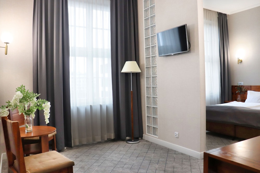 Hotel Piast 29/50