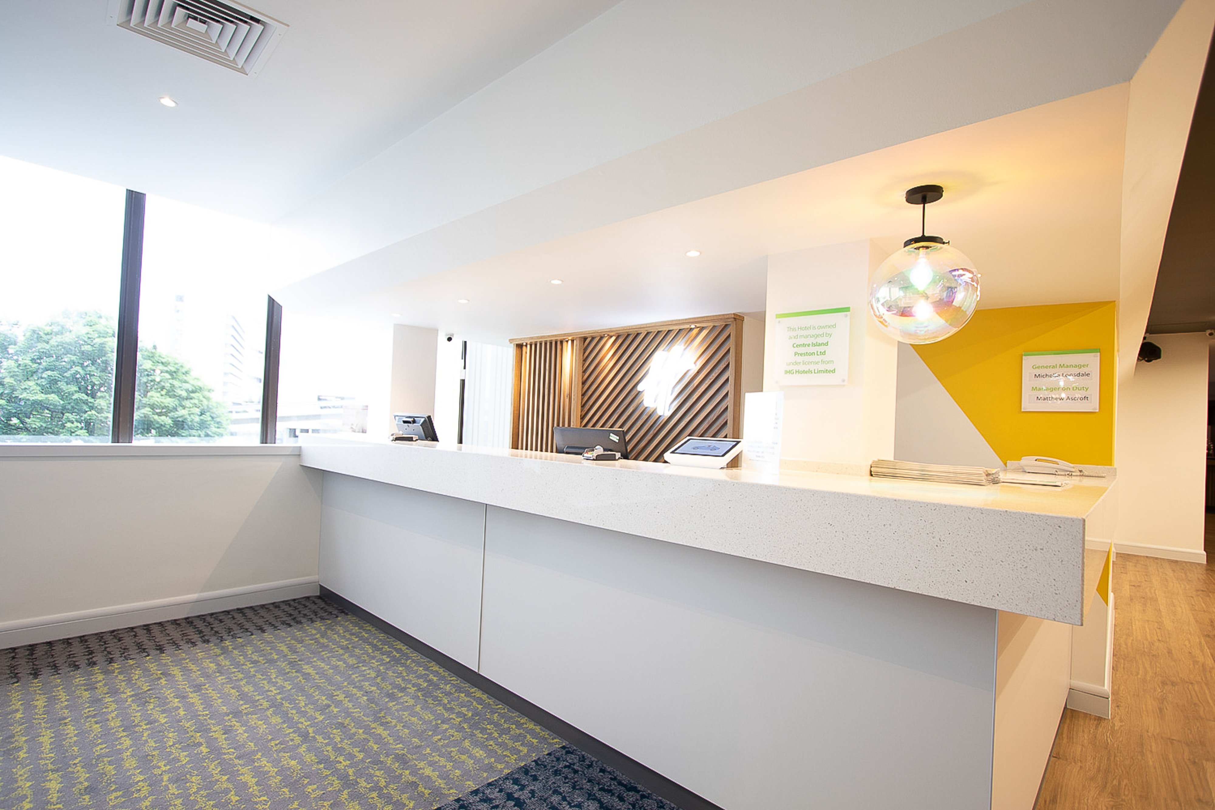 Holiday Inn Preston 11/72