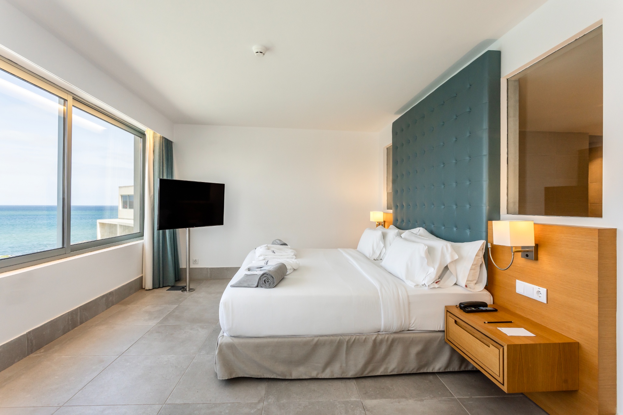 غرفة ديلوكس بسرير مزدوج بإطلالة على البحر