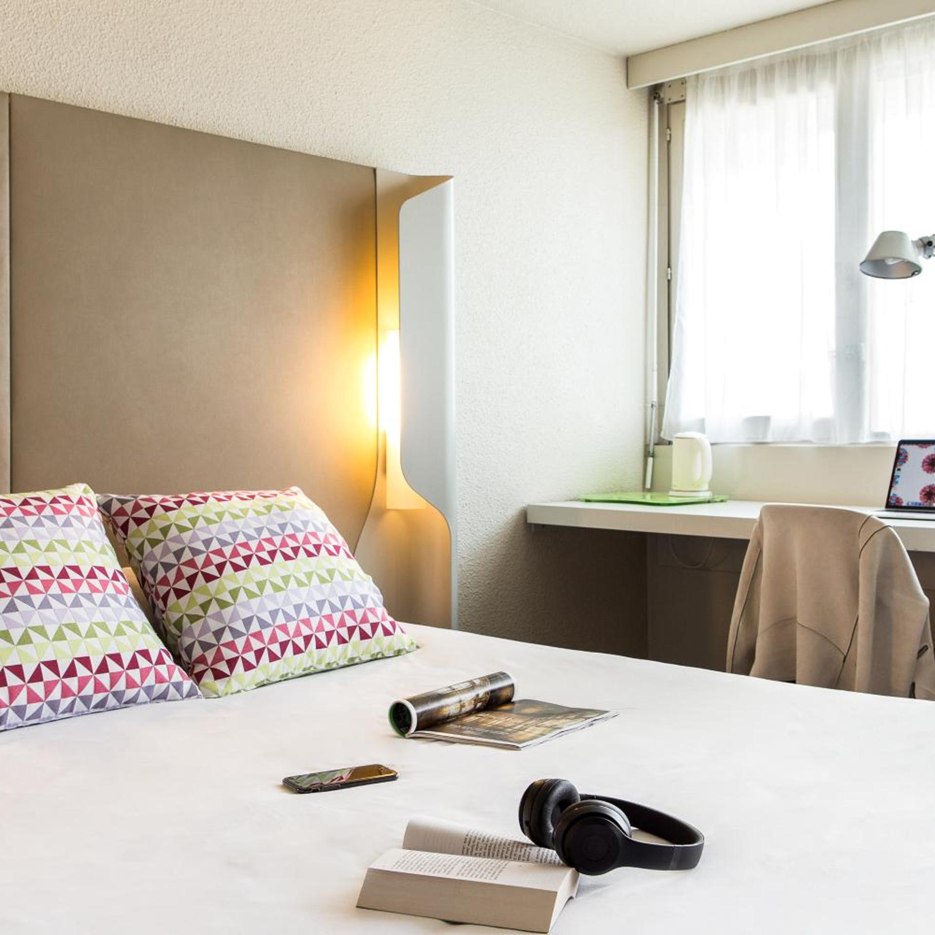 Next Generation, Double Bed، CAMPANILE GUERET 4/10
