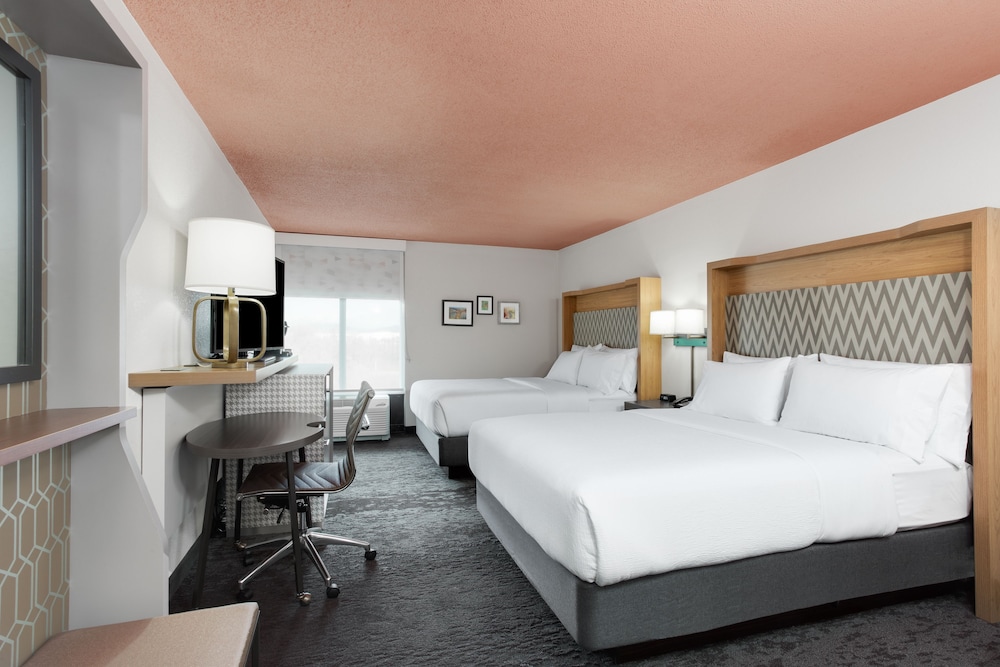 Holiday Inn Roanoke Airport-Conference CTR 16/60