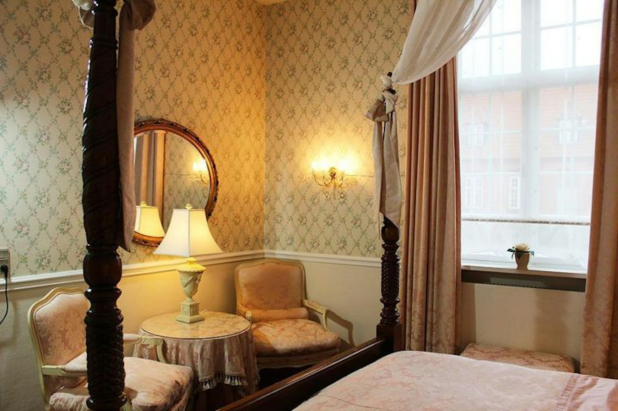 Sophiendal Slotshotel 6/19