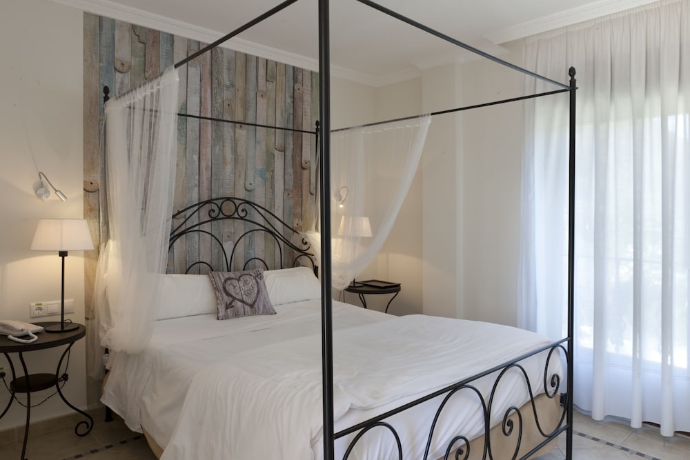 HOTEL CON ENCANTO PALAU VERD 3***SUP 18/39