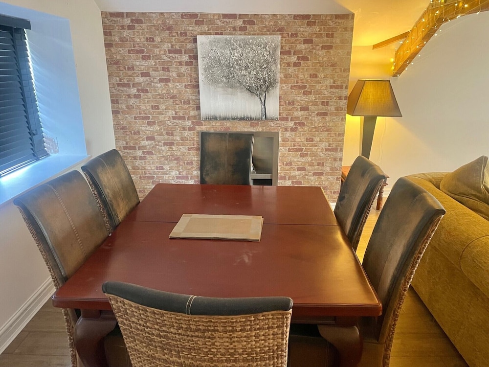 Beach House 3 Bed Penthouse Apartment 36/50