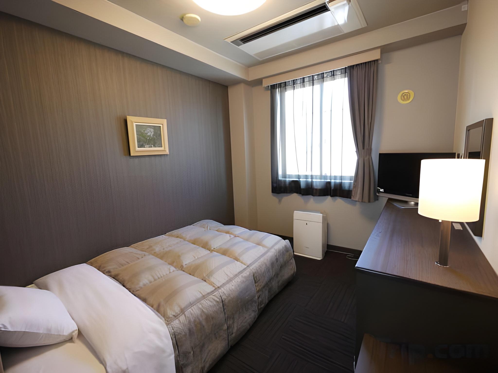 Room, Single