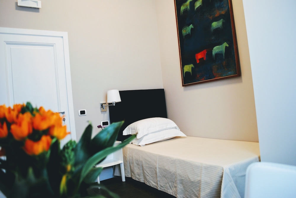 Guest House Cavour 278 18/56