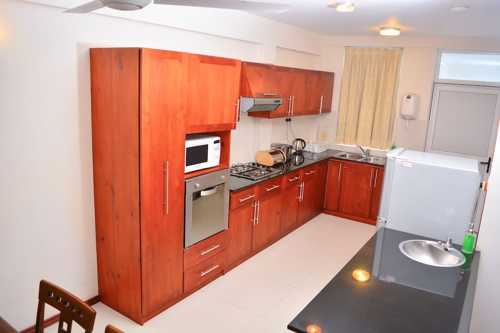 Unique Towers Luxury Boutique Suites 6/76