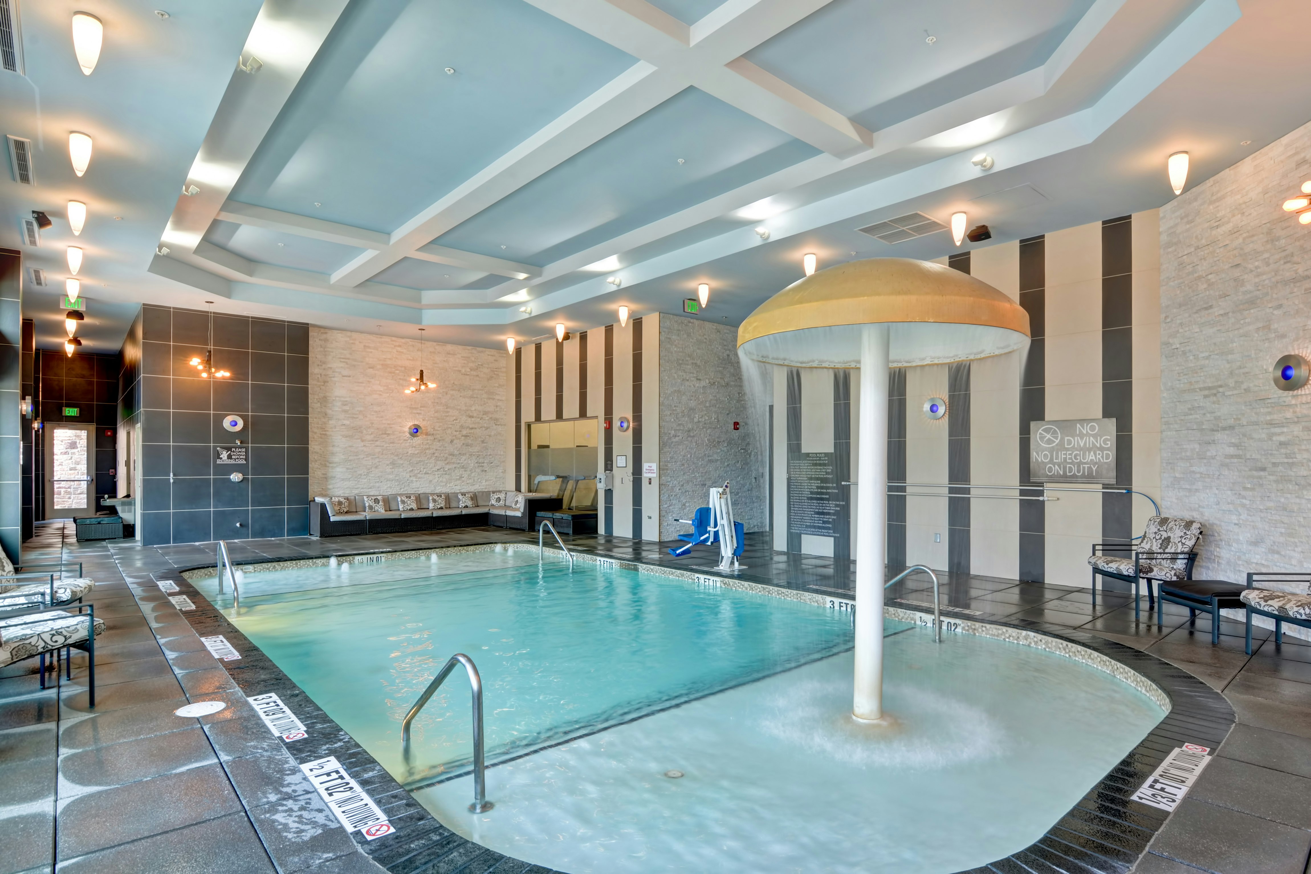 Hilton Garden Inn Raleigh Crabtree Valley 33/67