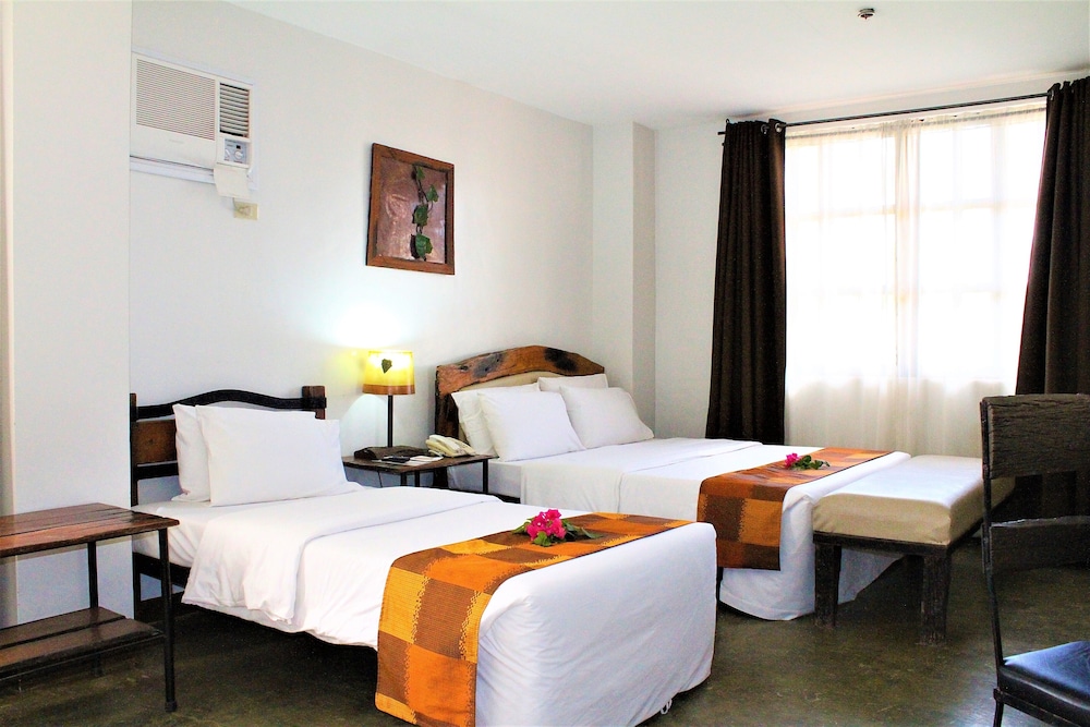 Nature’s Village Resort 27/59