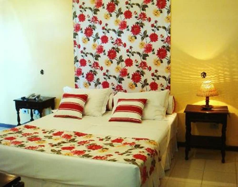 Ubatuba Palace Hotel 4/48